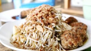 Kuliner Viral: Fenomena Rasa, Sensasi Media Sosial, dan Dampaknya