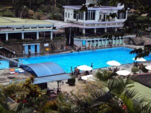 Tentu, mari kita susun artikel tentang wisata keluarga terbaik yang informatif dan menarik.