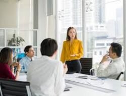 Tips Sukses Membangun Karier Cemerlang Bagi Lulusan Baru Di Era Digital Sekarang